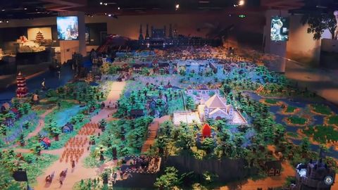 “Uzuklar hukmdori” olamining nusxasi Lego’dan yasalgan dunyodagi eng katta installyatsiyaga aylandi (video)