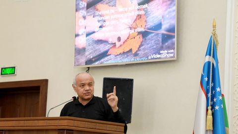 «Норозилик кайфияти кучайиб кетяпти. Бу кайфият бутун жамиятга тарқаб кетса, бизни даҳшатли келажак кутмоқда» — Раҳмон Қўчқор