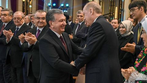 Shavkat Mirziyoyev Rajab Toyyib Erdo‘g‘onni tug‘ilgan kuni bilan tabrikladi