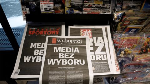 Польшада хусусий нашрлар ОАВга реклама солиғи қўлланилишига қарши ўз норозилигини билдирмоқда