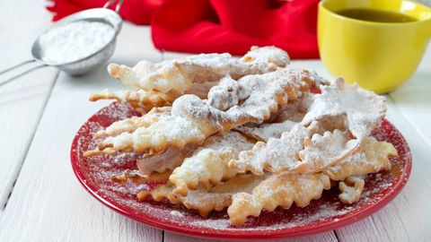 Мазали ва қарсилдоқ қуш тили рецепти