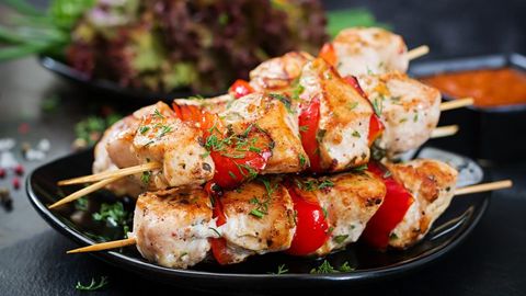 Pechda xushta’m tovuq kabob tayyorlaymiz