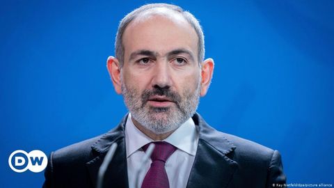 Armaniston prezidenti bosh vazir Pashinyan talabi bilan Bosh shtab rahbarini ishdan bo‘shatishga rozi bo‘lmadi. Pashinyan arznomani qaytadan kiritdi va barchani mitingga chaqirdi
