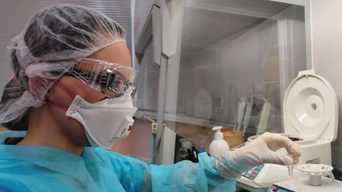 Финляндияда коронавируснинг янги мутацияси аниқланди