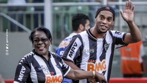 Ronaldinyoning onasi koronavirusdan vafot etdi