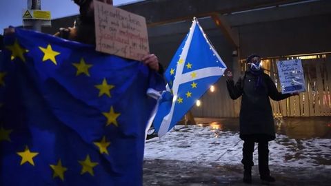 Shotlandiya Buyuk Britaniyadan ajralib chiqish bo‘yicha oxirgi 7 yil ichidagi ikkinchi referendumga tayyorgarlik ko‘rmoqda. Mustaqillik tarafdorlari endi g‘olib chiqishi mumkin