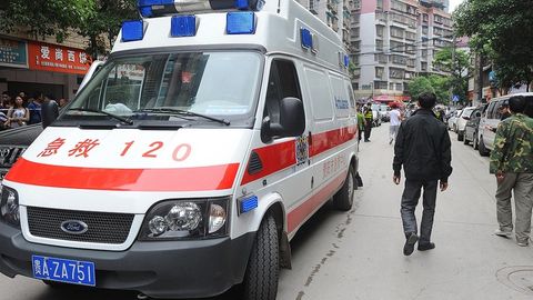 Xitoydagi attraksionda yuz bergan baxtsiz hodisa oqibatida 16 kishi jabrlandi (video)