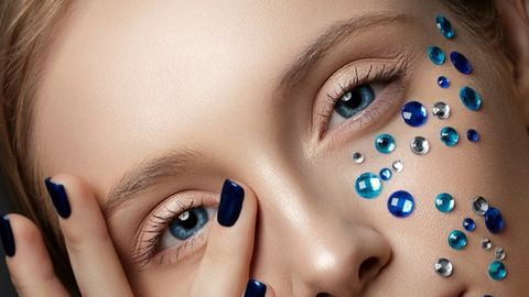 Tush surtishga hojat yo‘q: Kipriklar laminatsiyasi nima va u kimlarga kerak?