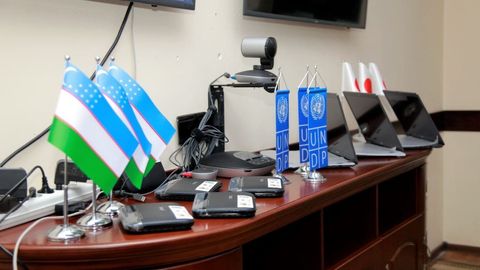 БМТ Тараққиёт дастури Ўзбекистон маҳаллалари учун 100 та ноутбук тақдим этди