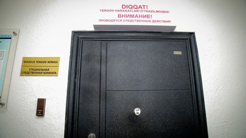 Kattaqo‘rg‘on shahrida do‘kondan 8 mln so‘mlik telefonlarni o‘g‘irlagan jinoiy guruh qo‘lga olindi