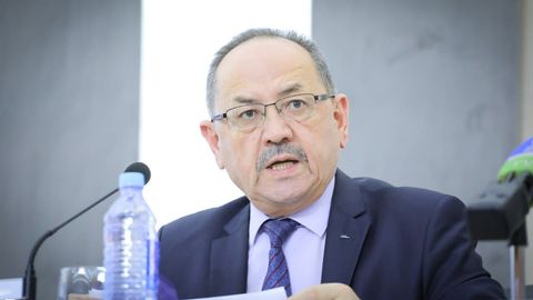 «Ўзбекистонда коронавирусга қарши эмлаш пунктларида кунига 70 киши эмланади» — Нурмат Отабеков