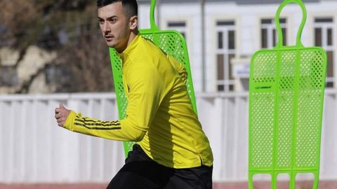 Sardor Rashidov “Paxtakor”da o‘ynashi mumkin. Klub futbolchi bilan muzokara olib bormoqda