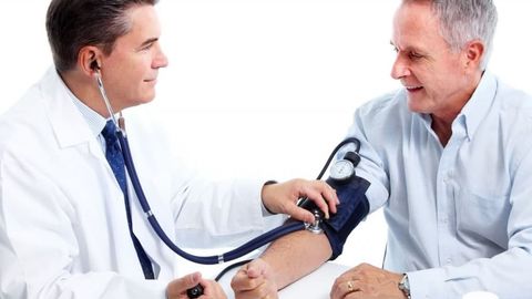 Гипертония касаллигининг уч асосий аломати ва уни енгишга ёрдам берадиган 3 тавсия