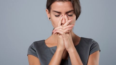 Dorilarsiz qon bosimini tushirish bo‘yicha kardiologdan 8 tavsiya