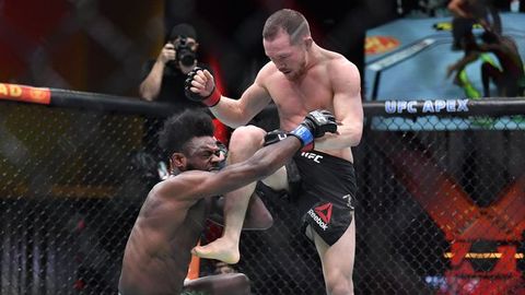 UFC 259. Pyotr Yan taqiqlangan zarba sabab diskvalifikatsiya qilinib, chempionlik kamaridan mahrum etildi