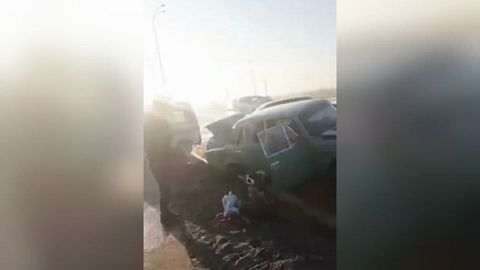 Qibrayda kechasi yuvilishi natijasida muzlab qolgan yo‘lda bir necha avtomobillar YTHga uchragani aytilmoqda. YHXBB ushbu holat yuzasidan ma’lumot berdi