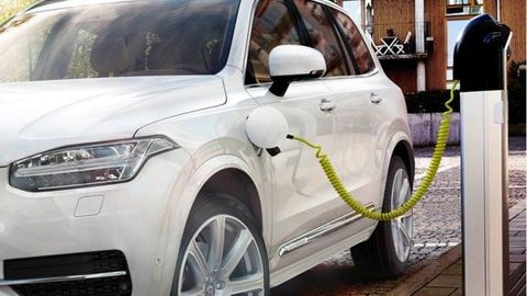 Toshkentda 2021-yil oxiriga qadar barcha yoqilg‘i quyish shoxobchalarida elektrokarlarni quvvatlantirish mumkin bo‘ladi