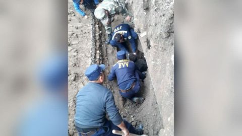 Andijonda xandaq qaziyotganda tuproq bosib qolgan fuqaro qutqarildi