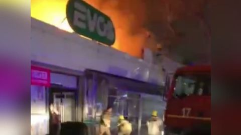 Toshkentdagi Evos kafesida yong‘in yuz berdi