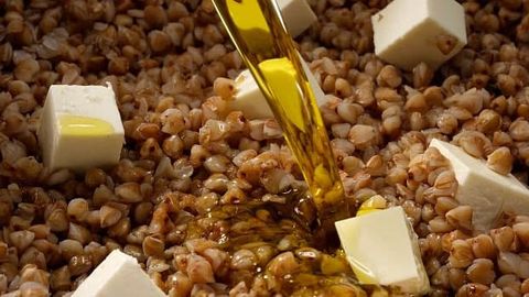 Pishloq, omlet va sous qo‘shing: Grechkadan mazali taom tayyorlash bo‘yicha 7 tavsiya