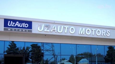 Kuchli brendning yo‘qligi va valyuta xavfi: Fitch xalqaro reyting agentligi UzAuto Motors’ning zaif joylarini aytdi