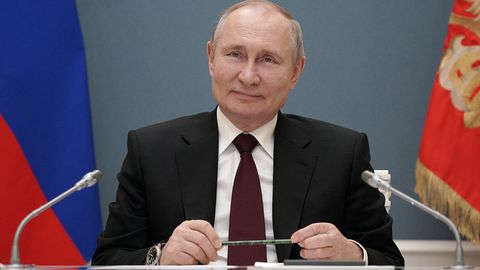 Putin Baydenga onlayn rejimda ochiq suhbat qilishni taklif etdi