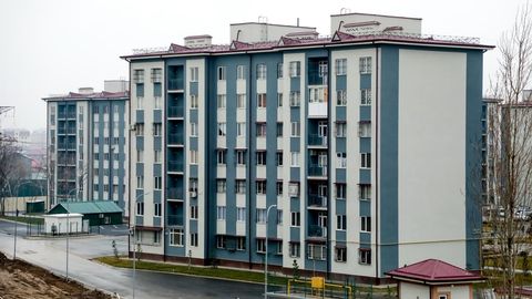 Ўзини маҳалла раиси сифатида таништириб, Сергелидан имтиёзли нархларда уй олиб беришни ваъда қилган шахсга жиноят иши қўзғатилди