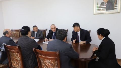 “OTM tarbiya maskani emas. Talaba faqat bilim olish uchun kelishi lozim” — Alisher Qodirov