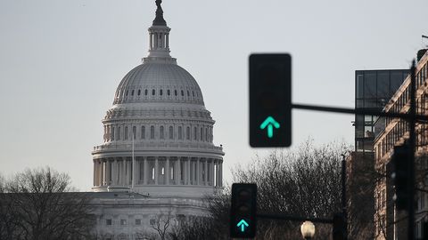 NYT: AQSh Rossiyaga qarshi bir qator kiberhujumlar tayyorlamoqda