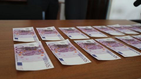 Тошкентда қалбаки 5,5 минг еврони сотмоқчи бўлган шахс қўлга олинди