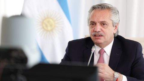 Argentina prezidenti koronavirusga topshirgan testi musbat natija berganini ma’lum qildi