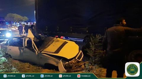 Toshkentda haydovchilik guvohnomasi bo‘lmagan 17 yoshli yigit boshqaruvidagi Nexia yuk avtomobiliga urildi