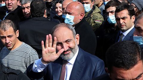 Armaniston bosh vaziri Nikol Pashinyan aprelning oxirgi o‘n kunligida iste’fo beradi