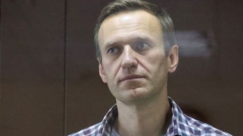 Навальний очликни тўхтатди