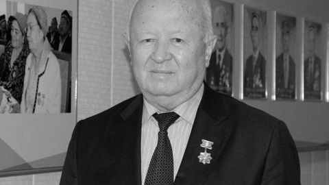 Шавкат Мирзиёев Ўзбекистон Қаҳрамони Ҳасан Нормуродов вафоти муносабати билан ҳамдардлик билдирди