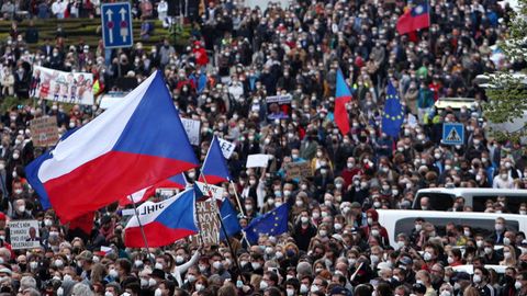 Chexiyada prezidentga qarshi ommaviy norozilik namoyishlari bo‘lib o‘tdi