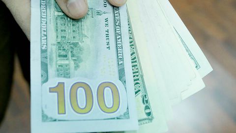 Андижонда 100 гектар ерни 128 минг долларга сотишга уринган ҳокимият ходими қўлга олинди