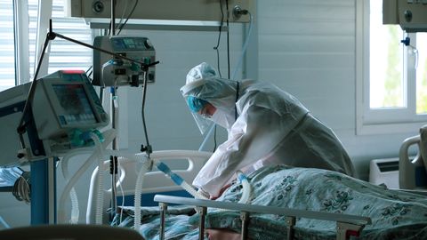 Ўзбекистонда коронавирусга чалинганлар сони расман 90 мингдан ошди. Касалланганлар сони аслида бундан икки-уч баробар кўп бўлиши мумкин