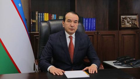 Озодбек Назарбеков отаси вафот этгани ҳақидаги гап-сўзларга муносабат билдирди (видео)