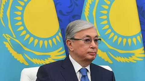 Qozog‘iston prezidenti koronavirusga qarshi mamlakatda ishlab chiqarilgan “Sputnik V” vaksinasi bilan emlandi