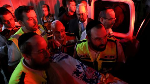 Isroildagi sinagogada tribuna qulashi oqibatida 2 kishi halok bo‘ldi, 200 dan ortiq odam jabrlandi (video)