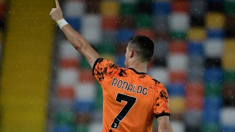 Криштиану Роналду тарихий рекорд қайд этди