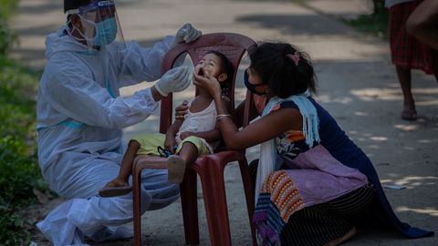 Hindistonda koronavirusdan vafot etgan odamlar soni bo‘yicha antirekord yangilandi
