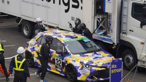 Toyota Corolla 24 soatli poygada ishtirok etgan vodorodda harakatlanuvchi birinchi avtomobilga aylandi