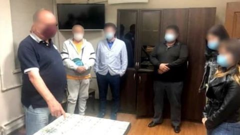 Bo‘stonliqda 10 gektar yerni qariyb 2 mln dollarga sotmoqchi bo‘lgan shaxslar qo‘lga olindi