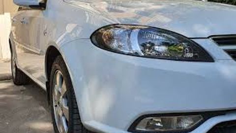 Qashqadaryoda alimentdan qarzdor ota xorijga chiqish cheklovini bekor qilish uchun xotiniga Lacetti avtomobilini berdi