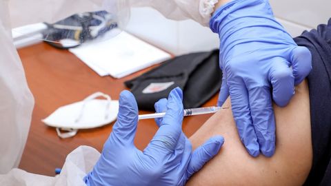 O‘zbekistonda vaksina olgan biror bemorda koronavirus aniqlanmadi — SSV