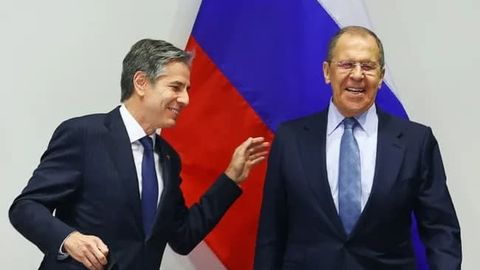 Rossiya tashqi ishlar vaziri va AQSh davlat kotibi birinchi marta yuzma-yuz uchrashdi. Ular Navalniy, muxolifat ta’qiblari va munosabatlarda “uyilib qolgan muammolar” haqida suhbatlashdi