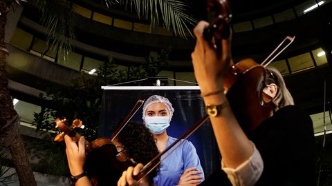 Yaponiyada “olimpiyacha” shtamm paydo bo‘lishi mumkin, Rossiyada uy hayvonlarini COVID-19’ga qarshi emlash boshlandi, amerikalik ayol emlanganlar uchun lotereyada 1 mln dollar yutib oldi. Koronaxabarlar