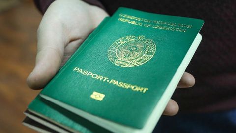 Namanganda fuqarolarning pasportiga qalbaki vizalar qo‘yish bilan shug‘ullanib kelgan shaxsga nisbatan jinoyat ishi qo‘zg‘atildi